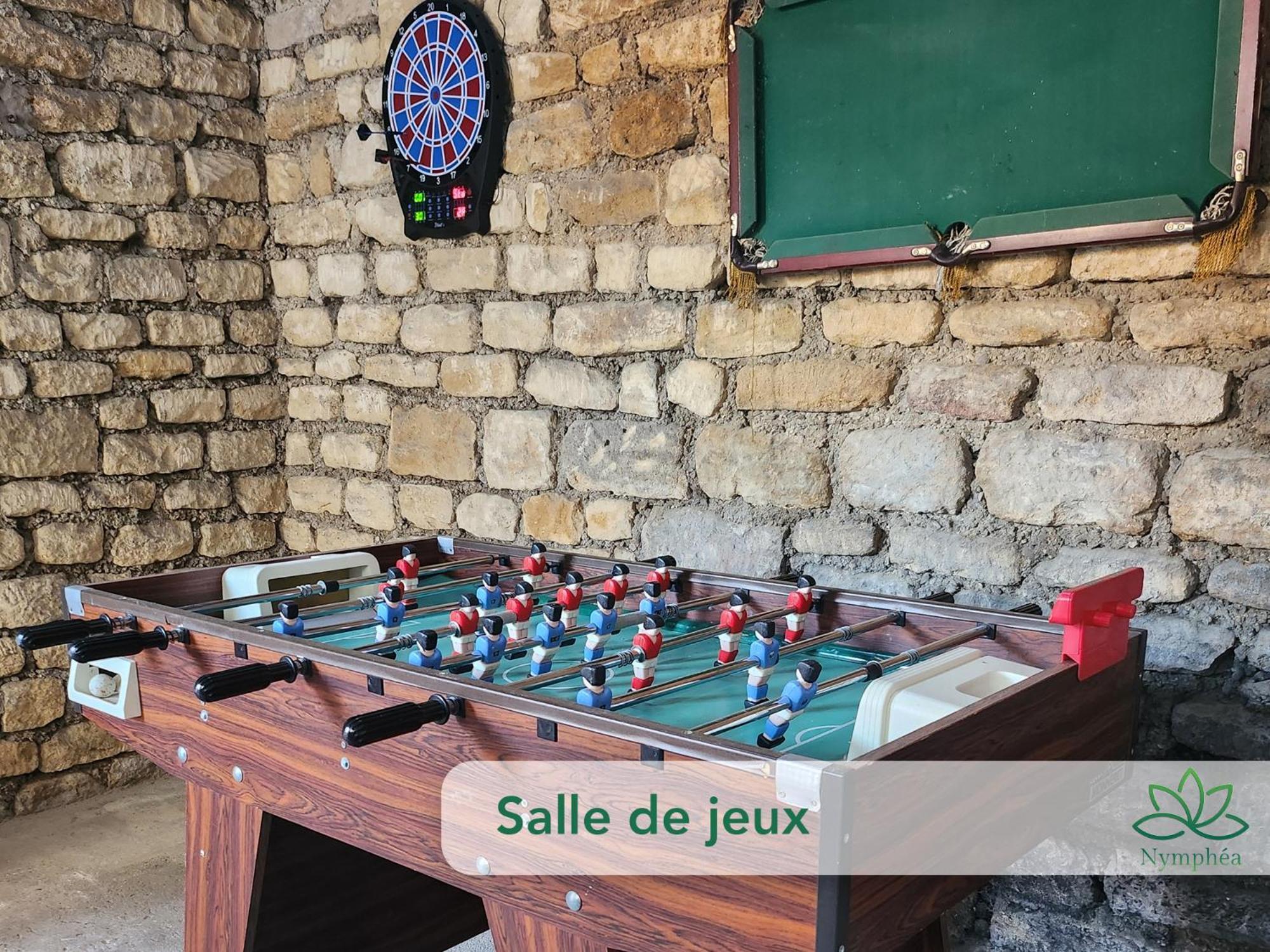 Logement Cocooning 2-4 Personnes Avec Salle De Jeux Chemery-Chehery 外观 照片